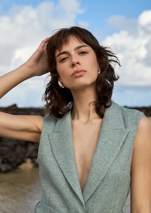 Ocean Blue Lily Longline Sleeveless Tweed Blazer - Image 2