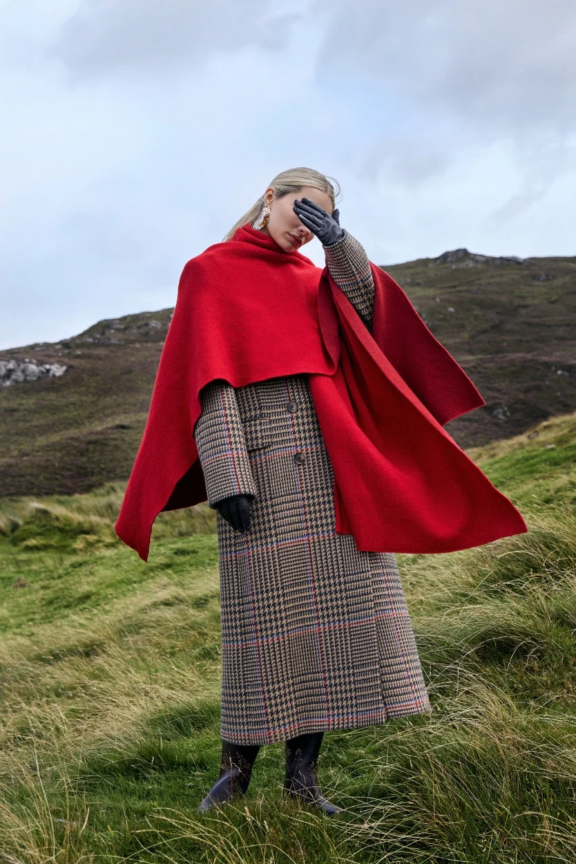 Red Isla Knit Cape - Image 2